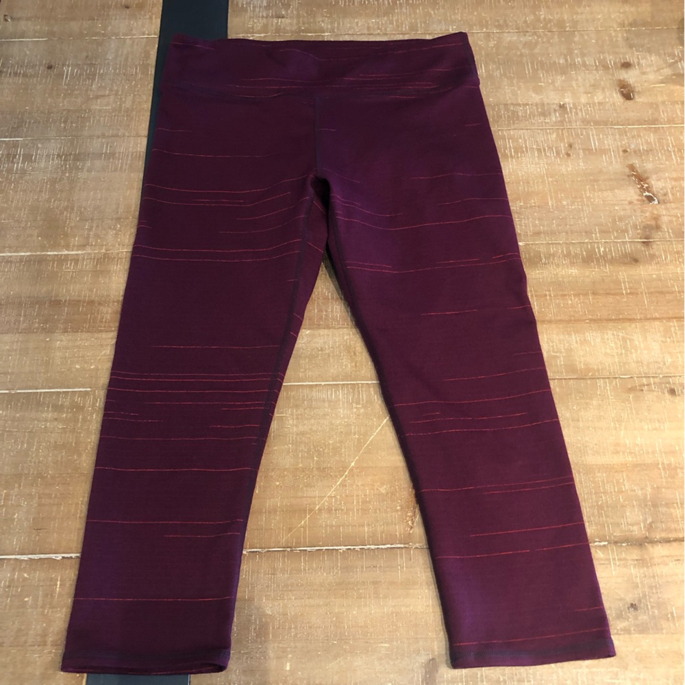 Fabletics Burgundy Crop Leggings